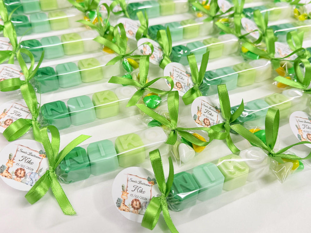 SAPONE-BOMBONIERA "NOME" PERSONALIZZABILE + CONFETTI