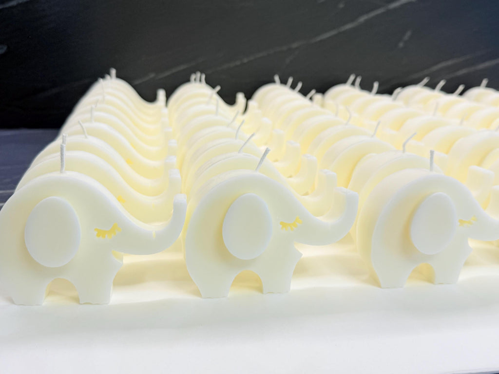 ELEPHANT CANDLE ODORLESS/christening favors/birth/children's birthday/baby shower/communion/Safari/confirmation/guest gift