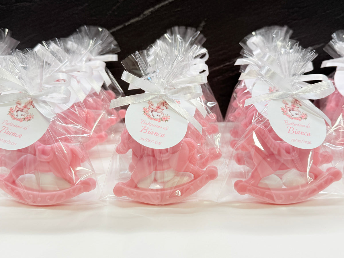 SAPONE CAVALLO a DONDOLO con Confetti, sacchetto trasparente e tag personalizzato