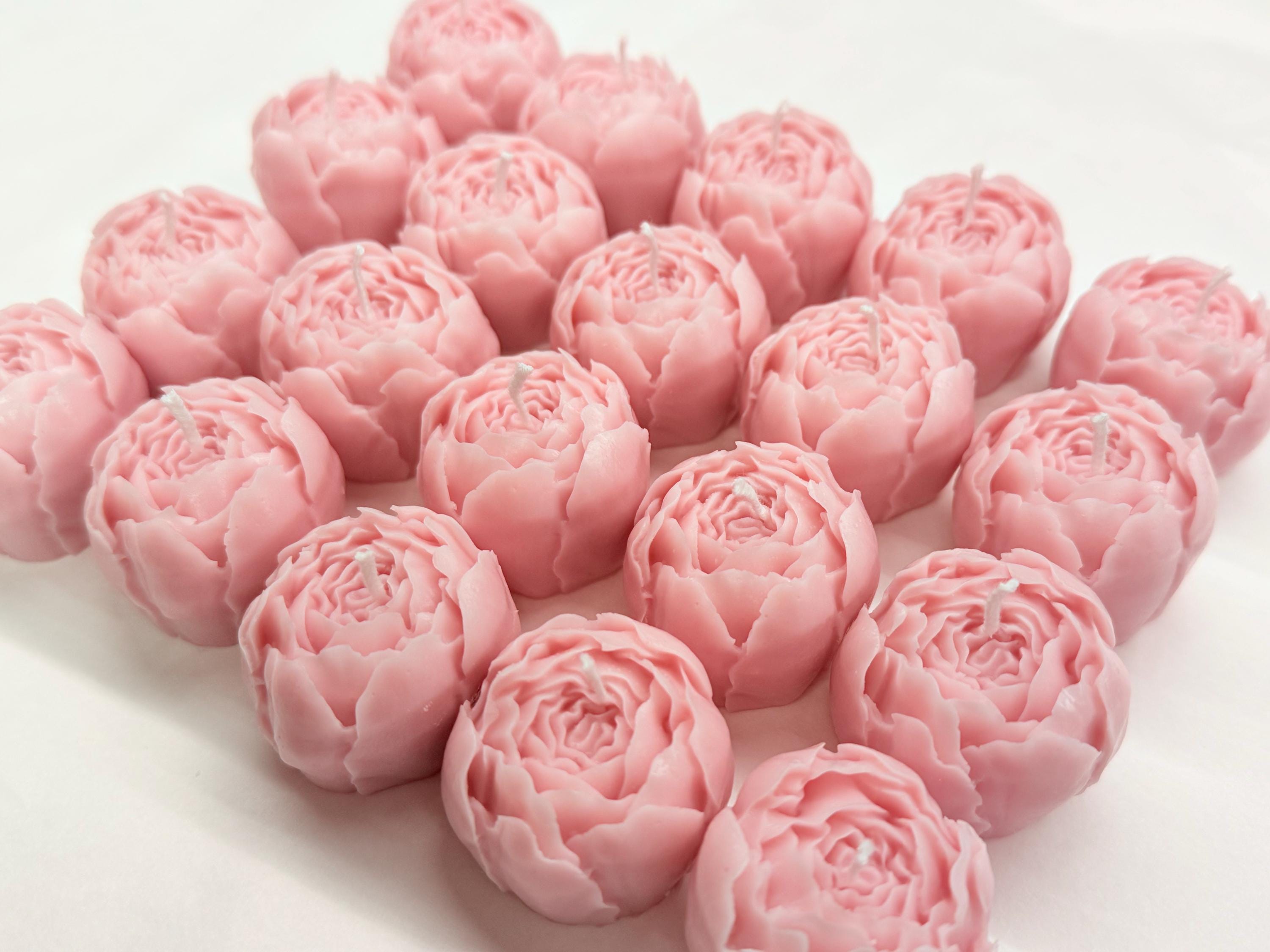 "PEONY BUD" scented candle, unpackaged