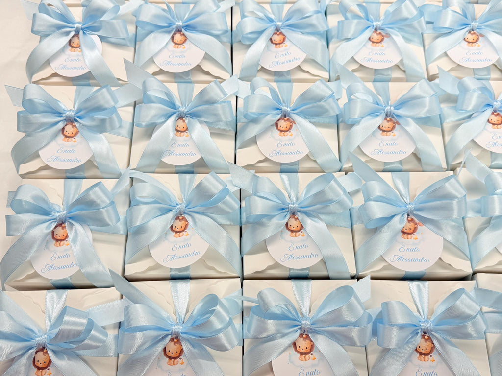 SAVON Avion avec boîte, dragées et étiquette personnalisée /cadeaux de baptême/baby shower/naissance/anniversaire enfants/communion/confirmation