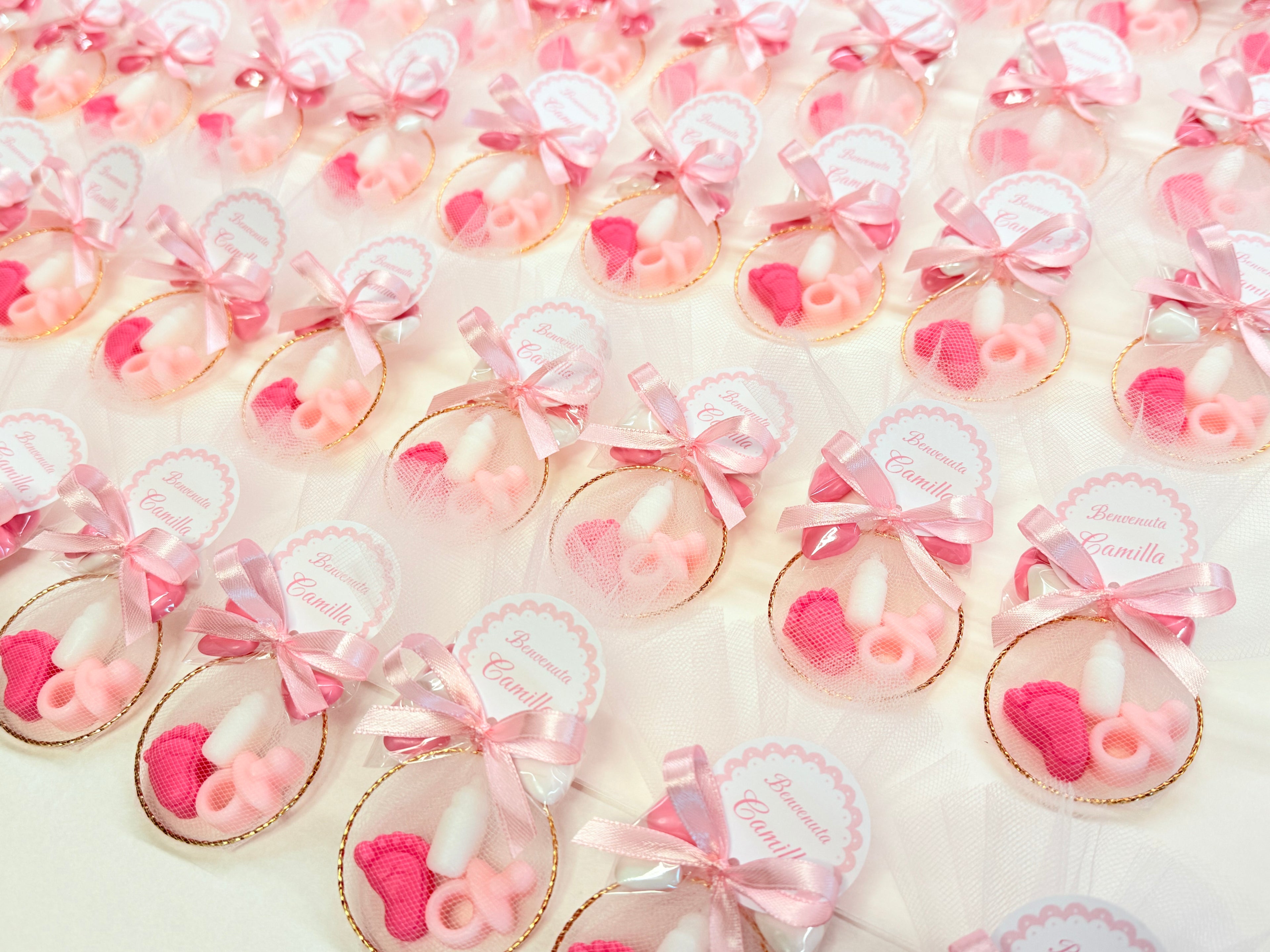Mini sapone “NASCITA” con cerchio, 5 Confetti Cuoricino, tulle e tag personalizzato