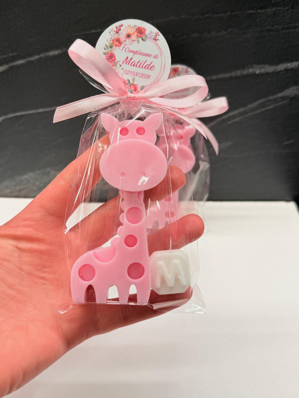 SAPONE "GIRAFFA + LETTERA" con sacchetto trasparente e tag personalizzato