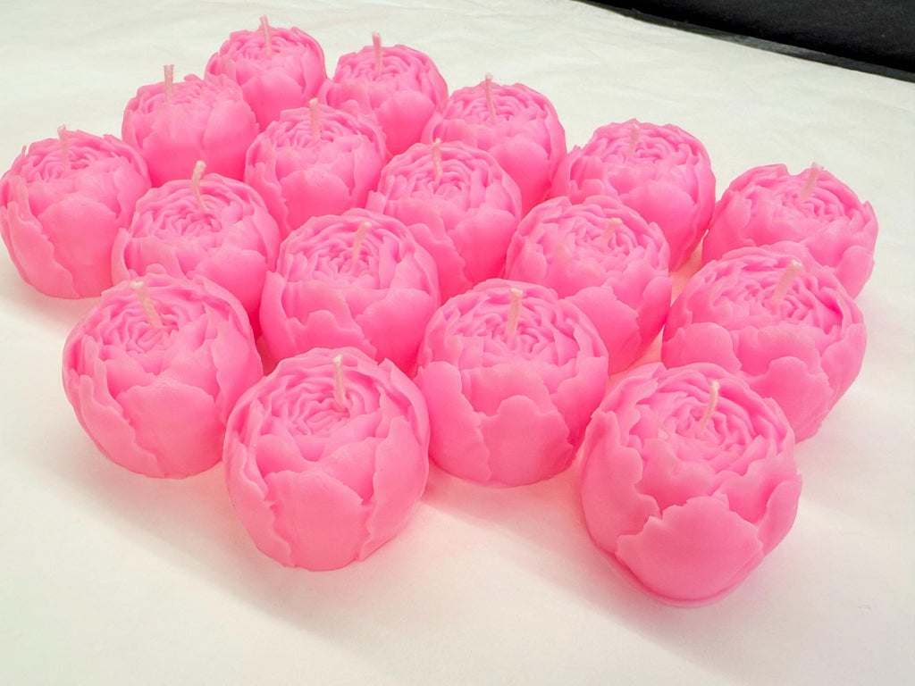 "PEONY BUD" scented candle, unpackaged