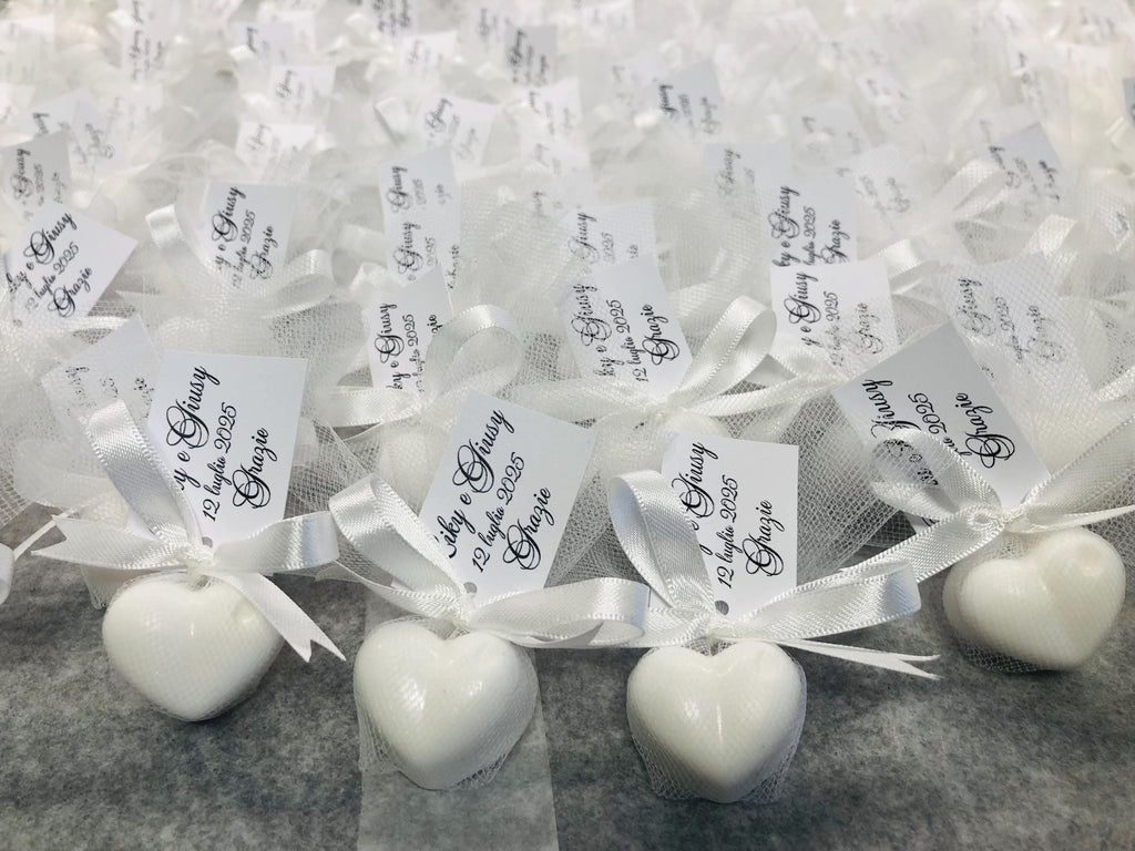 SAVON en forme de Cœur avec tulle/MARQUE-PLACE MARIAGE/petits savons/marque-place personnalisé/petits cadeaux pour les invités