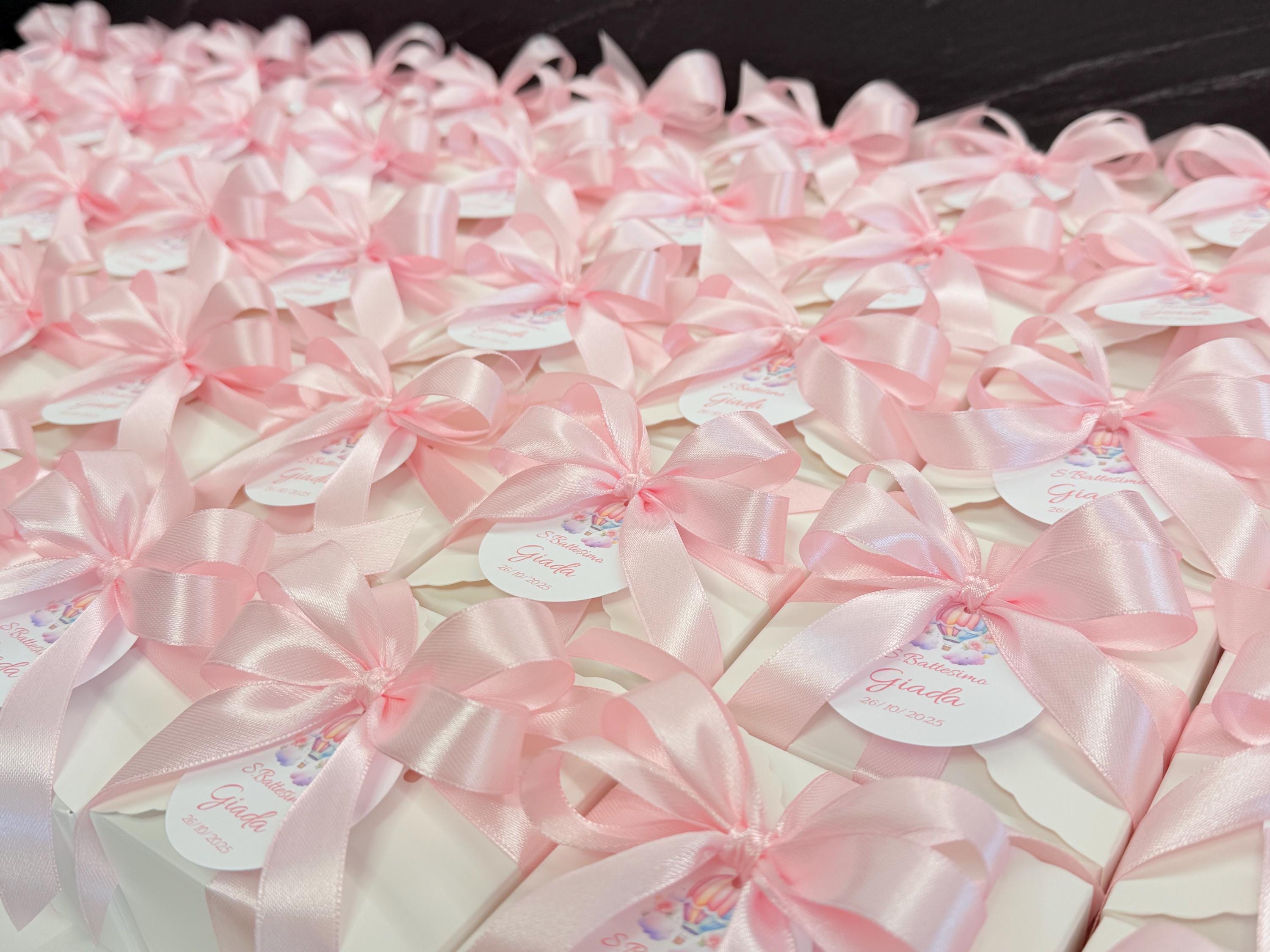 CANDELA "ORSETTO" PROFUMATA con scatola, confetti e tag personalizzato