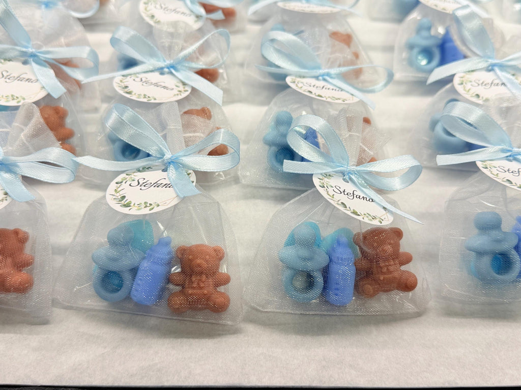 Mini Sapone "NASCITA" con sacchetto di organza,5 confetti cuoricino e tag personalizzato