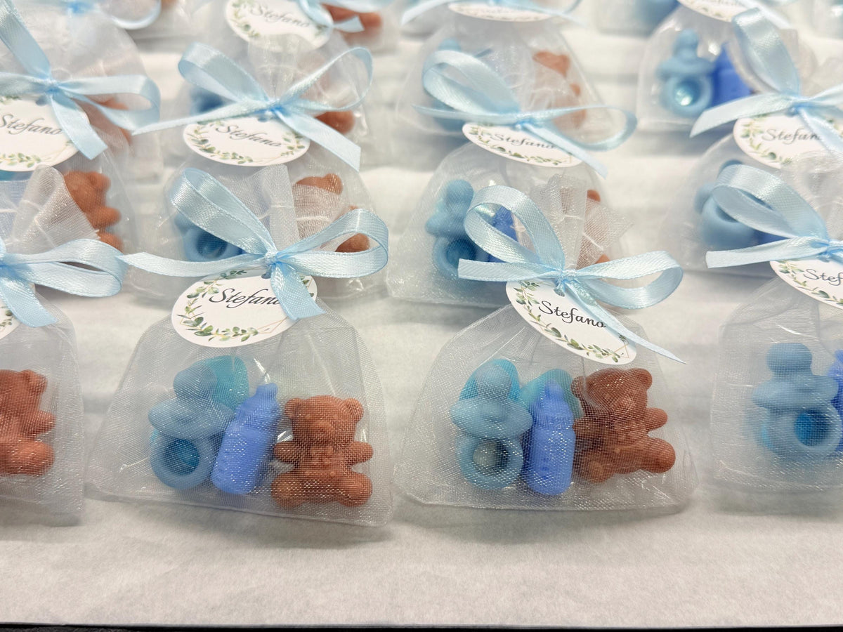 Mini Sapone "NASCITA" con sacchetto di organza,5 confetti cuoricino e tag personalizzato