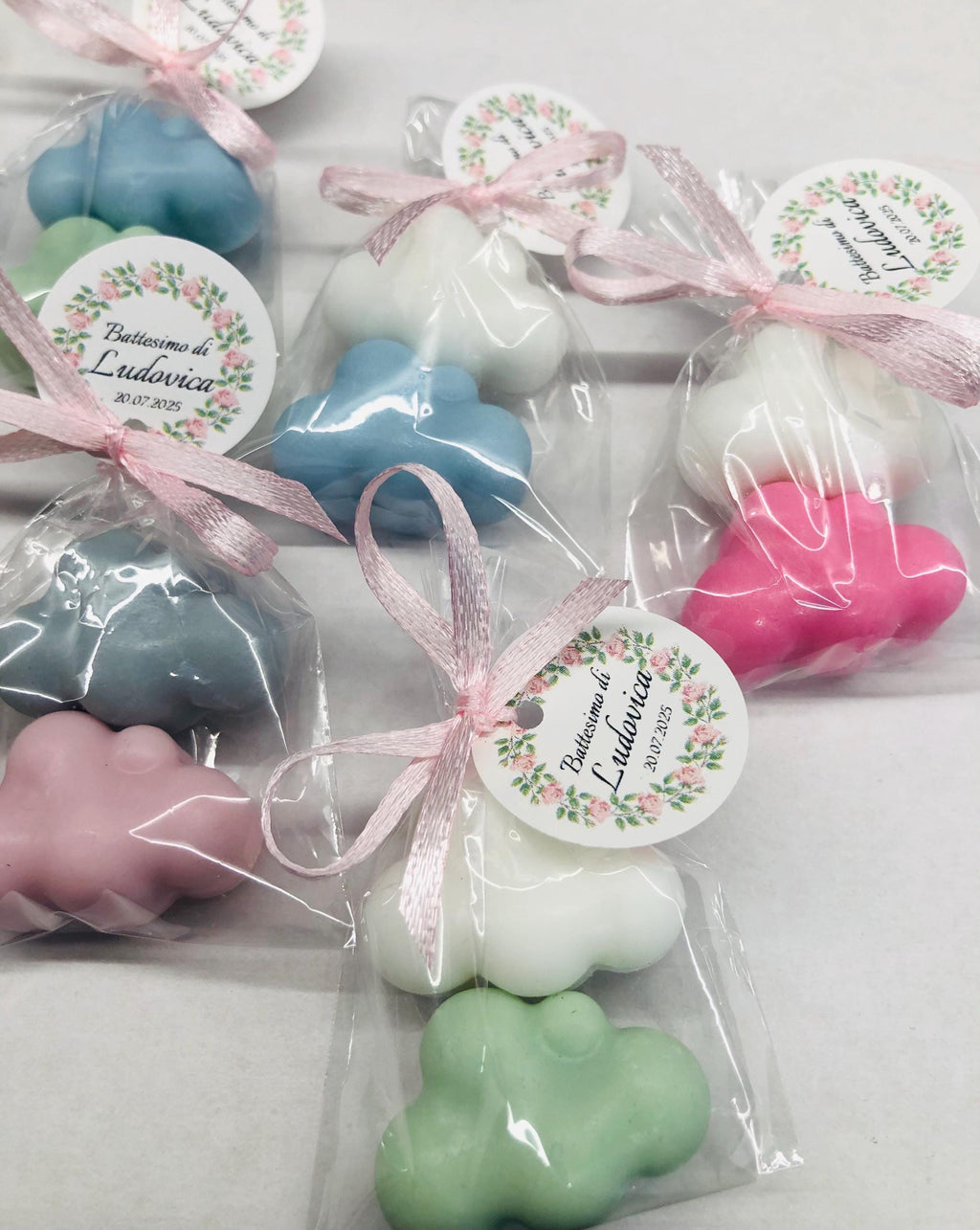 2 MINI SAVONNETTES "NUVOLA" avec sachet transparent et étiquette personnalisée