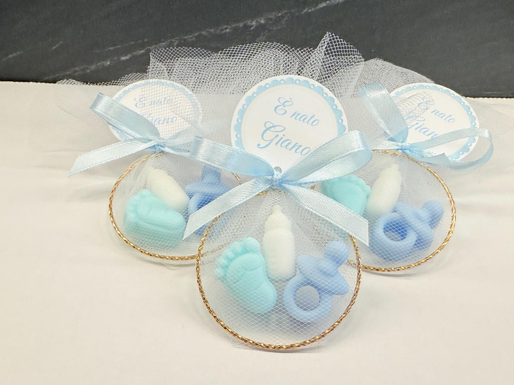 Mini savon "NAISSANCE" avec cercle, tulle et étiquette personnalisée