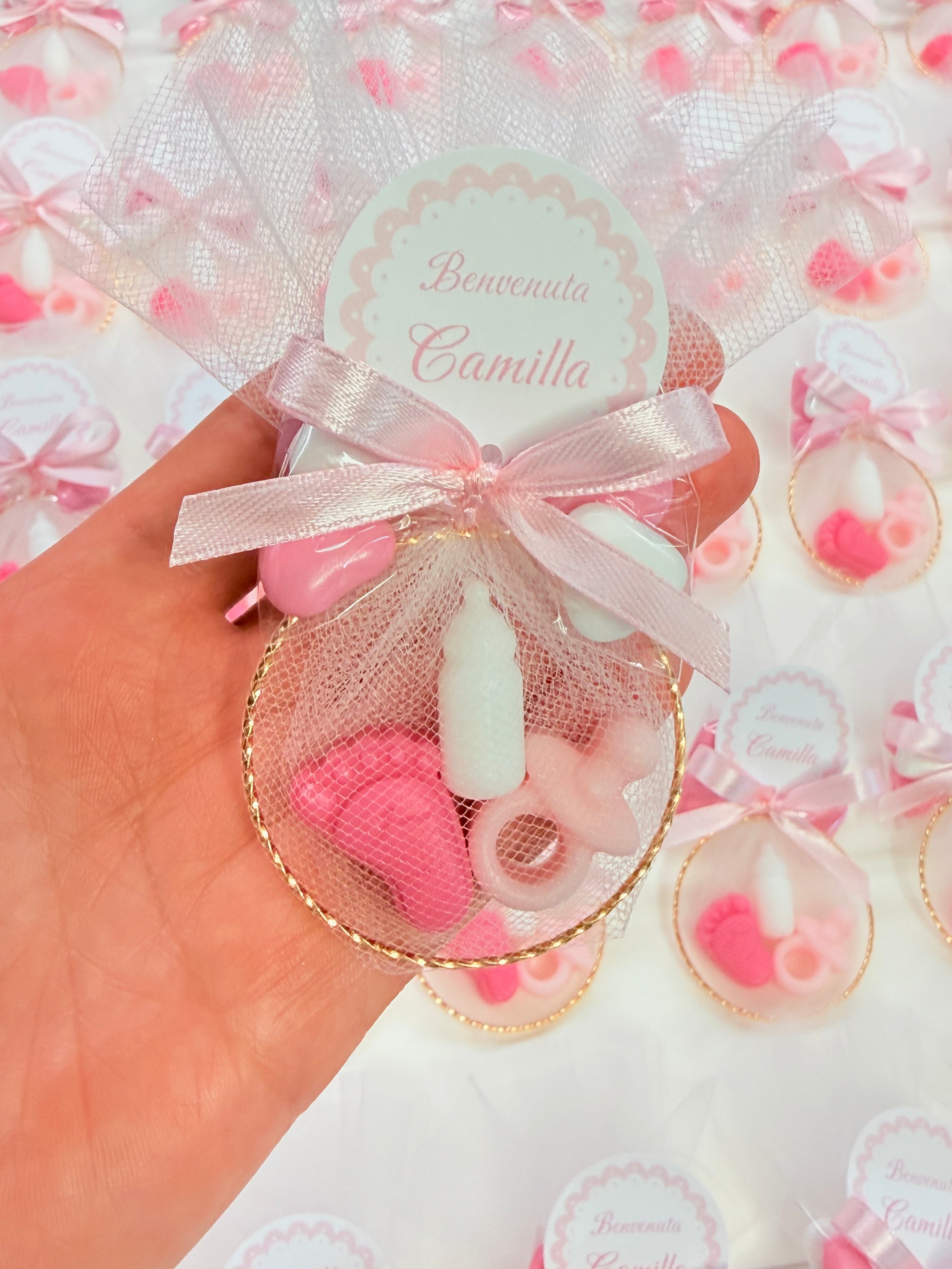 Mini sapone “NASCITA” con cerchio, 5 Confetti Cuoricino, tulle e tag personalizzato