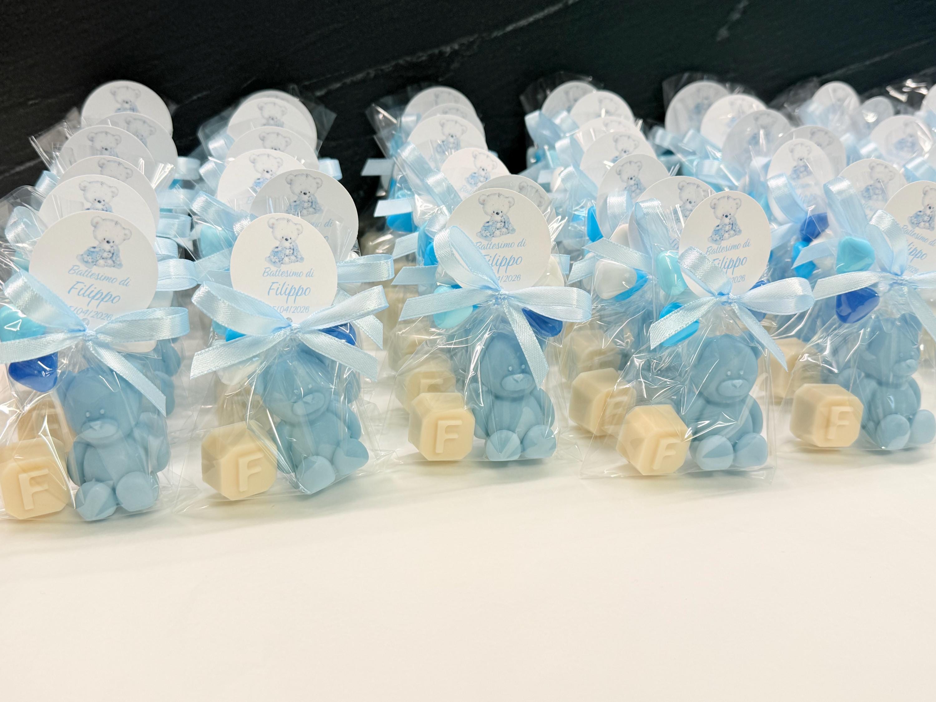 SAPONE "ORSETTO + LETTERA"  con 5 Confetti cuoricino, sacchetto trasparente e tag personalizzato