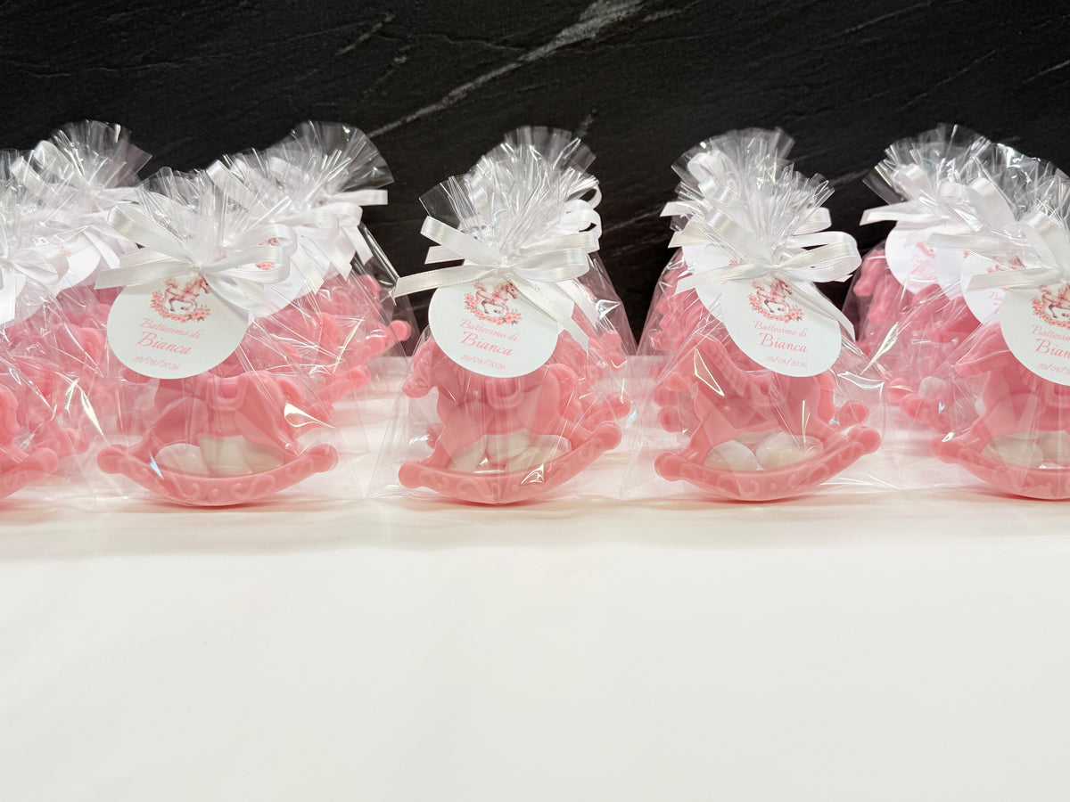 SAPONE CAVALLO a DONDOLO con Confetti, sacchetto trasparente e tag personalizzato