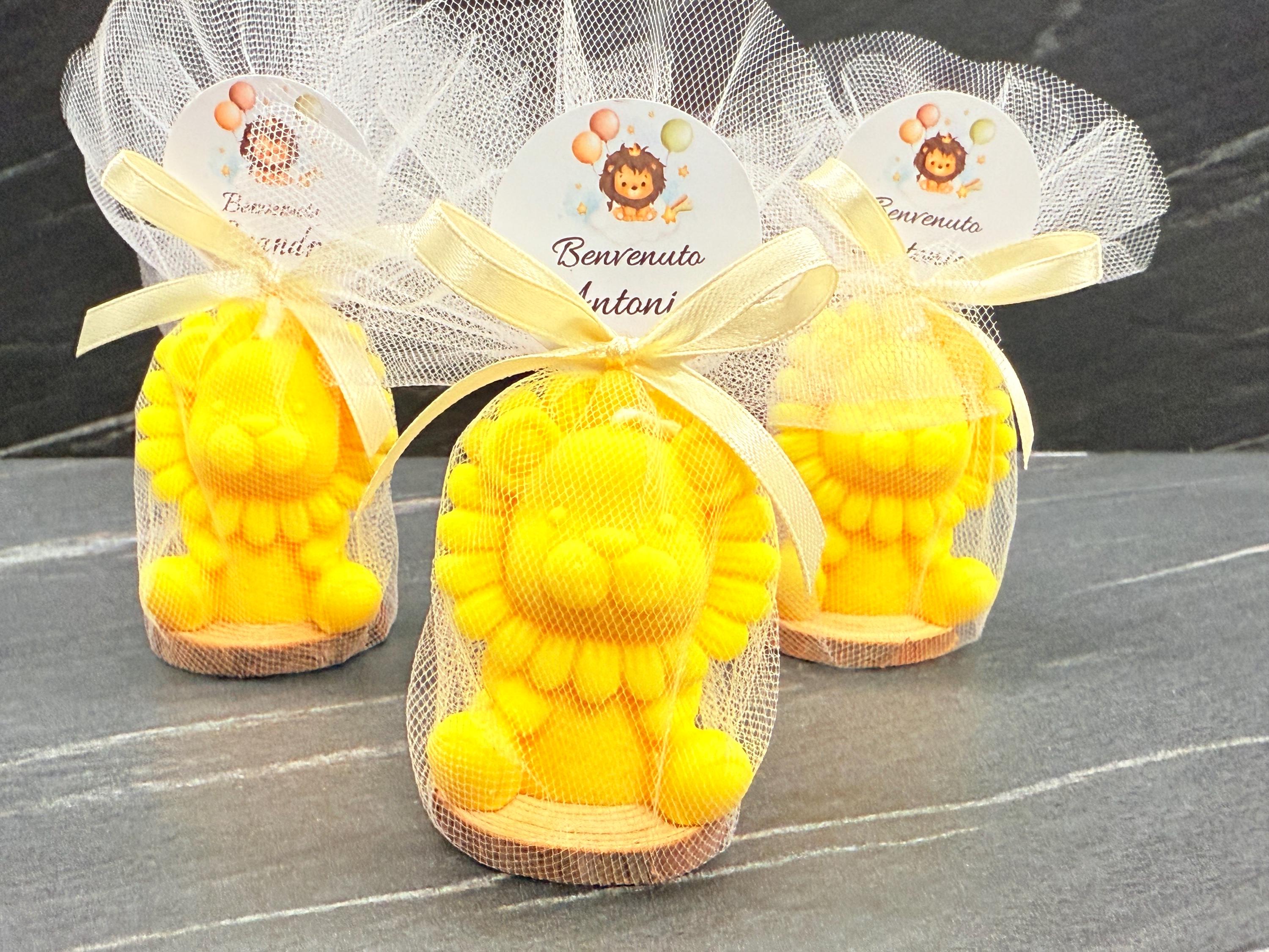 CANDELA "LEONCINO" Profumata con tulle e tag personalizzato