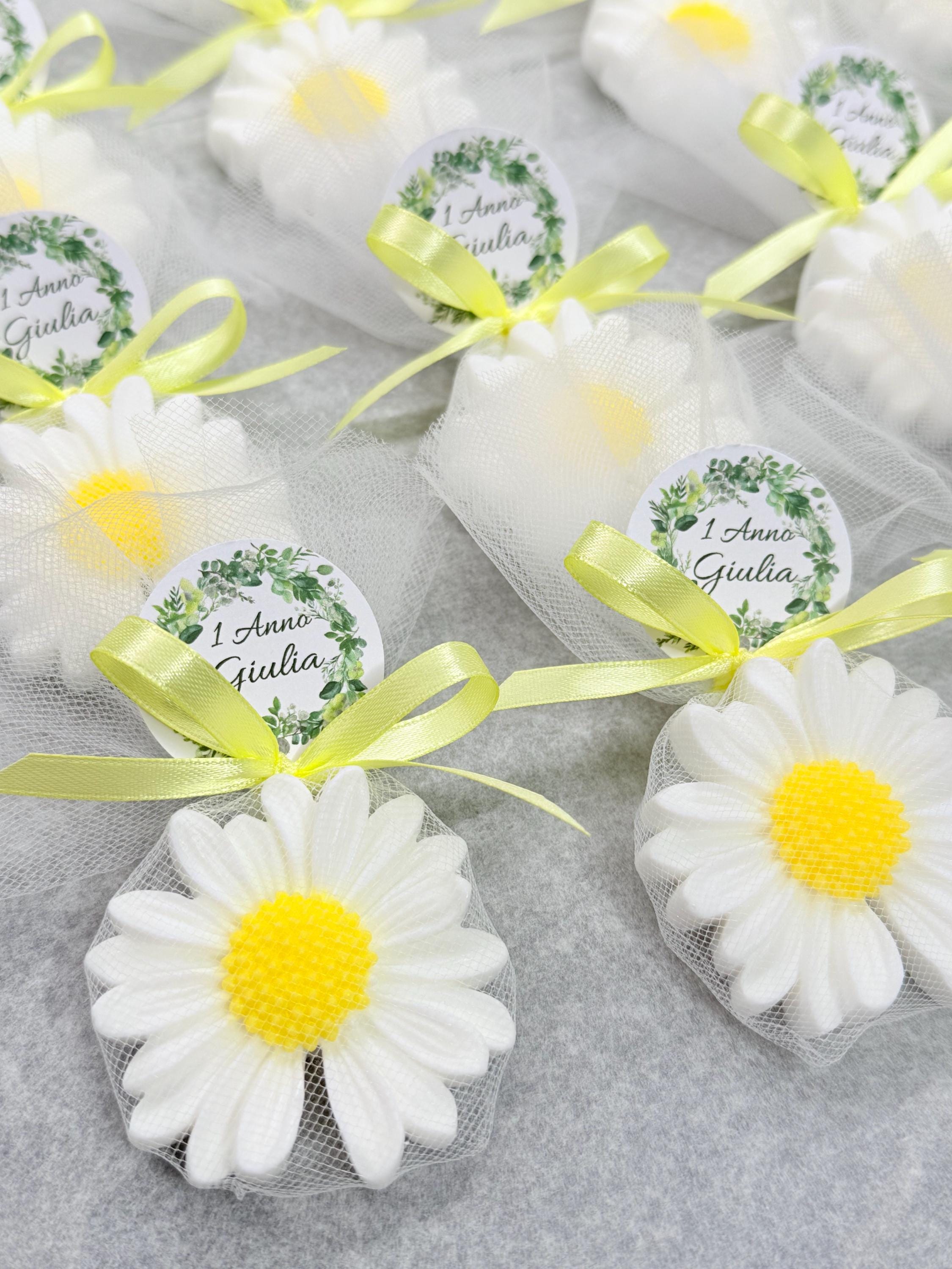 SAVON MARGHERITA avec Tulle et étiquette personnalisée /dragées mariage/baptême/communion/confirmation/diplôme/anniversaire/naissance