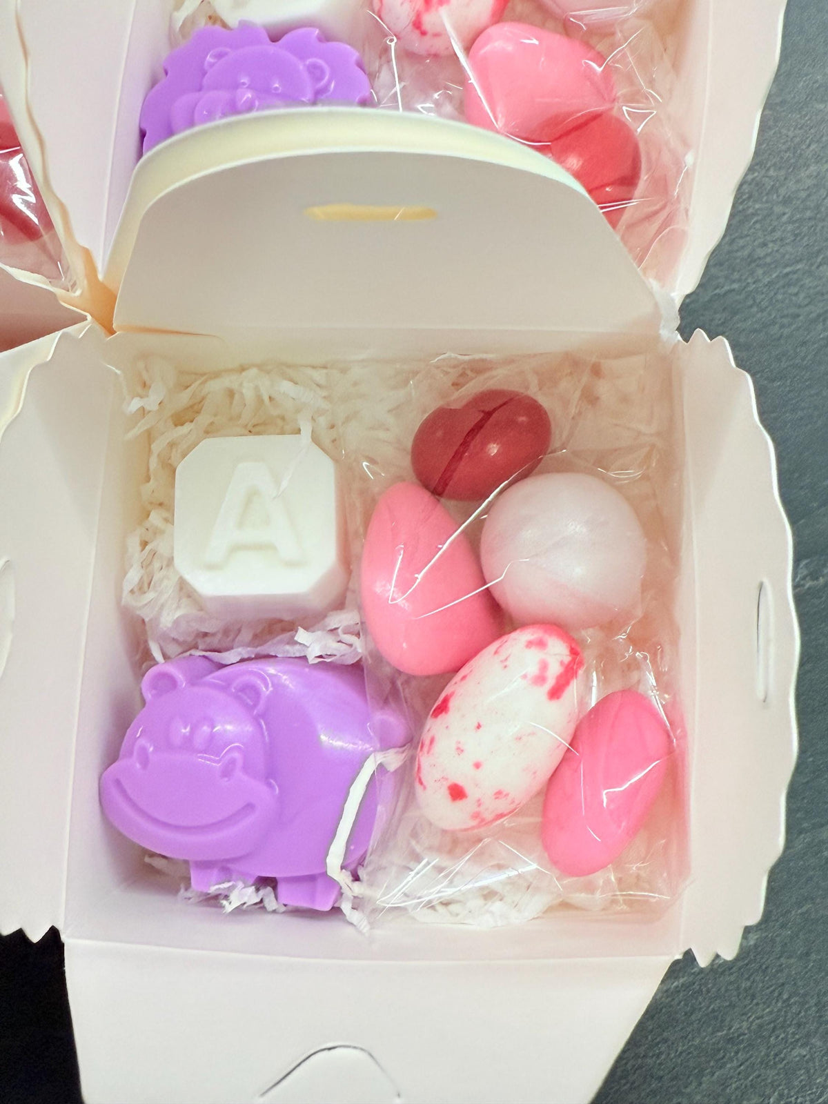 SAPONE "ANIMALETTI + LETTERA" con scatola, Confetti e tag personalizzato