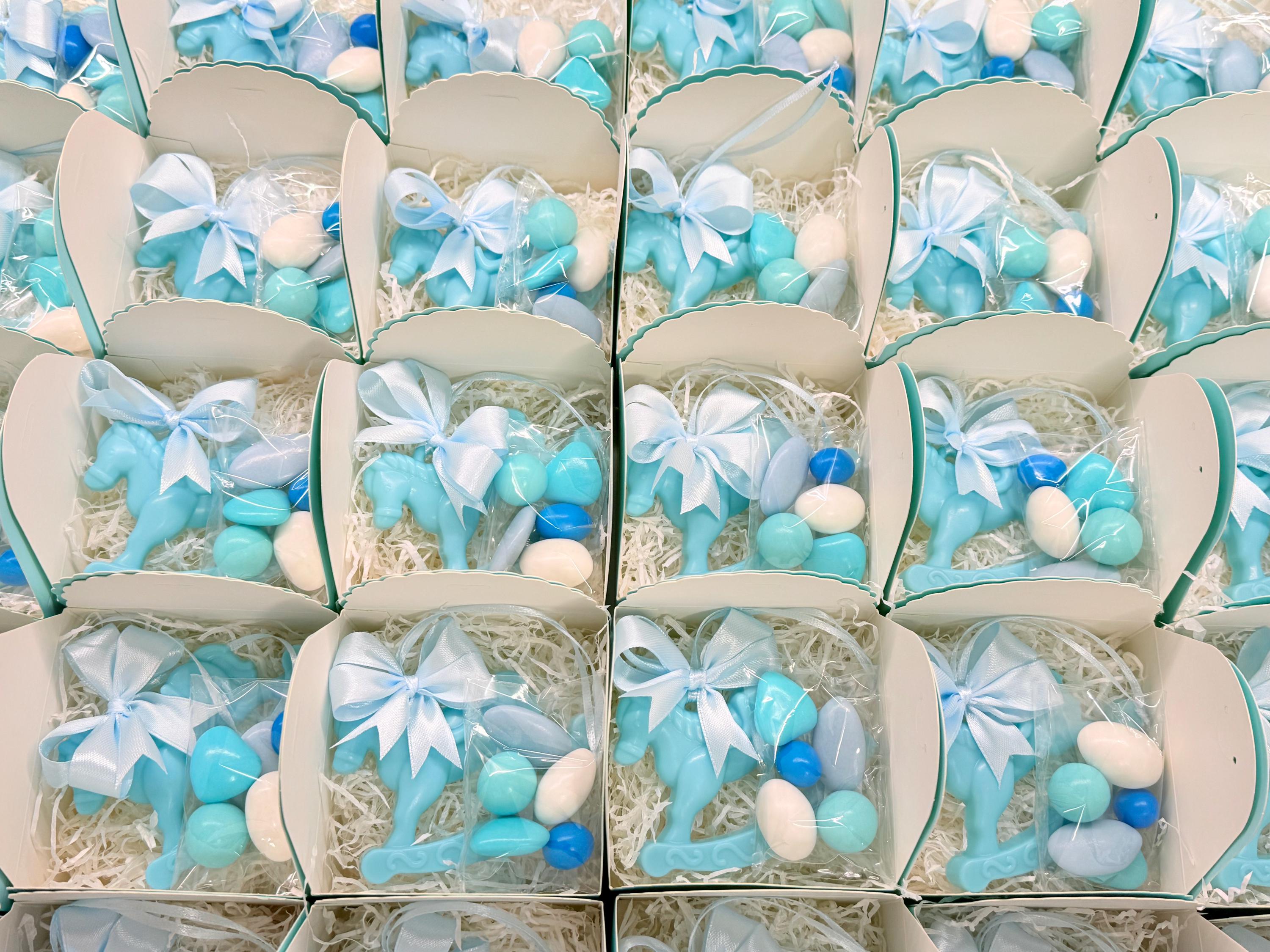 BONBONNIÈRES SAVON personnalisées Cheval à bascule /bonbonnières baptême/baby shower/naissance bébés/anniversaire enfants/Cheval à bascule/dragées