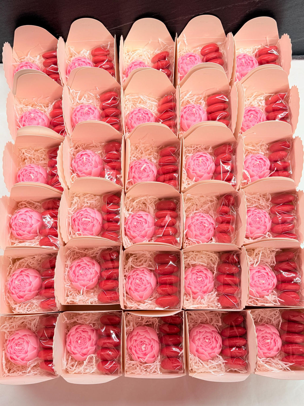 GRADUATION CANDLE "PEONY BUD" Scented with Box, Confetti, and personalized tag