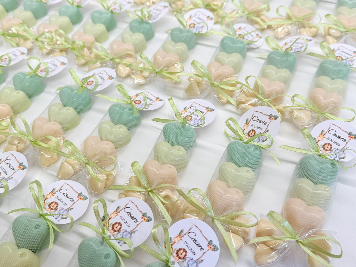 SAPONE "TRIS DI CUORICINI" con Tulle, 5 Confetti cuoricino e tag personalizzato