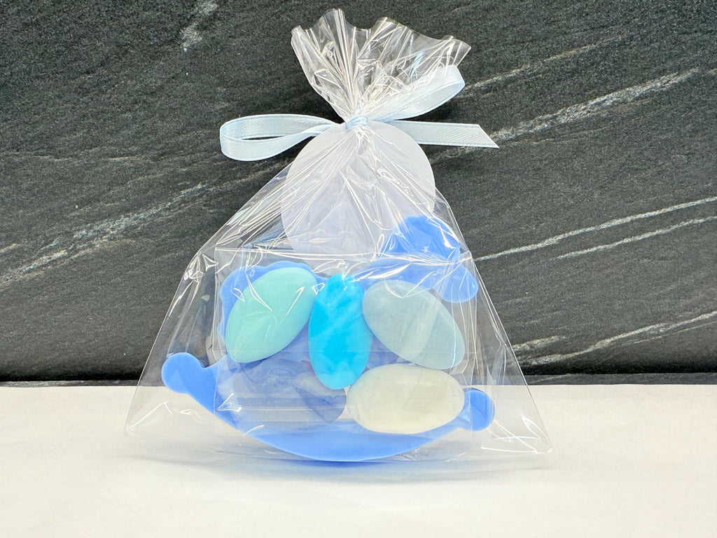 SAVON CHEVAL À BASCULE avec dragées, sachet transparent et étiquette personnalisée