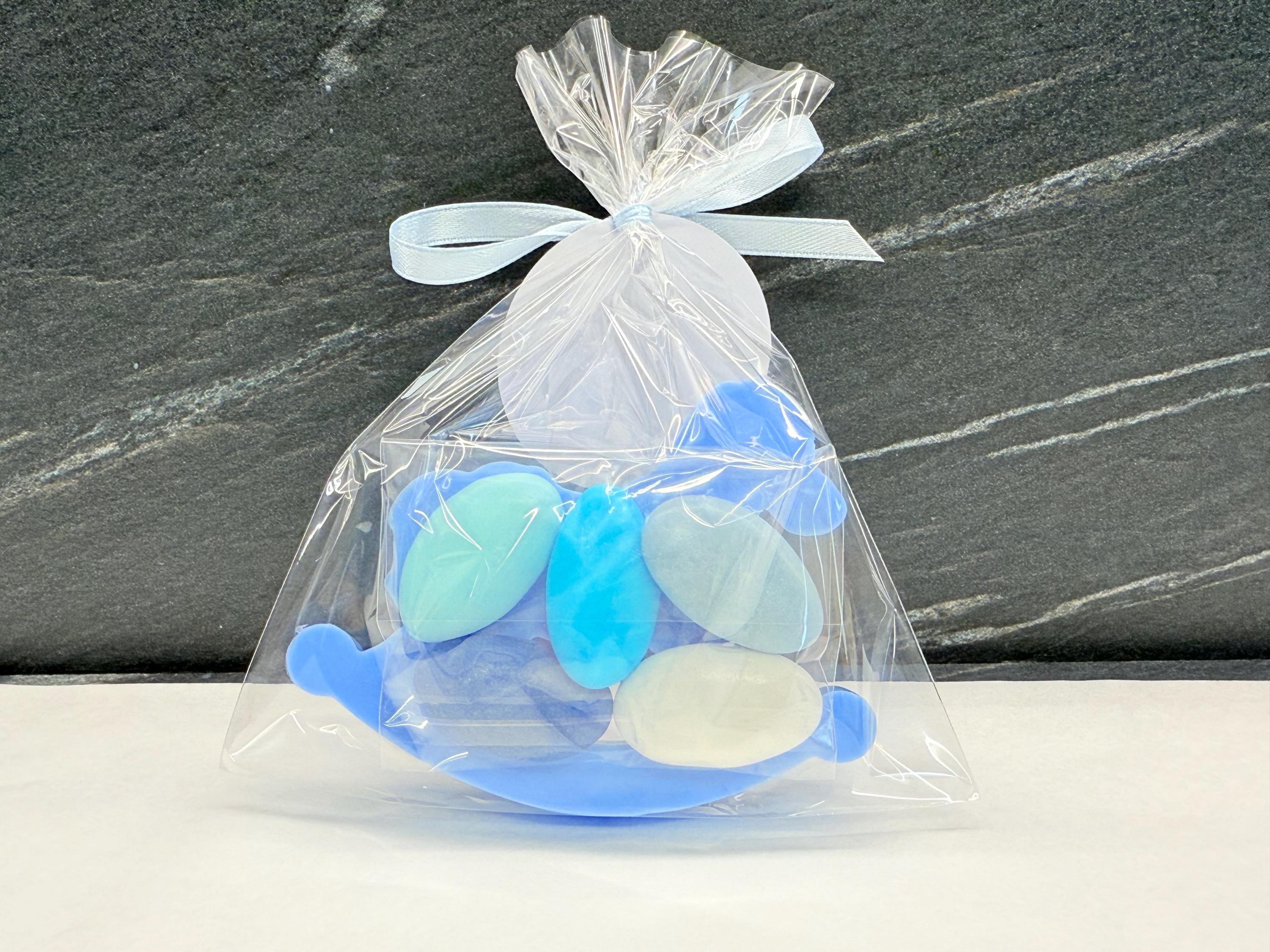 SAVON CHEVAL À BASCULE avec dragées, sachet transparent et étiquette personnalisée