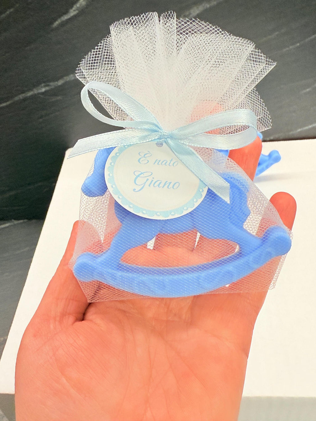 SAVON "CHEVAL à BASCLUE" avec tulle et étiquette personnalisée