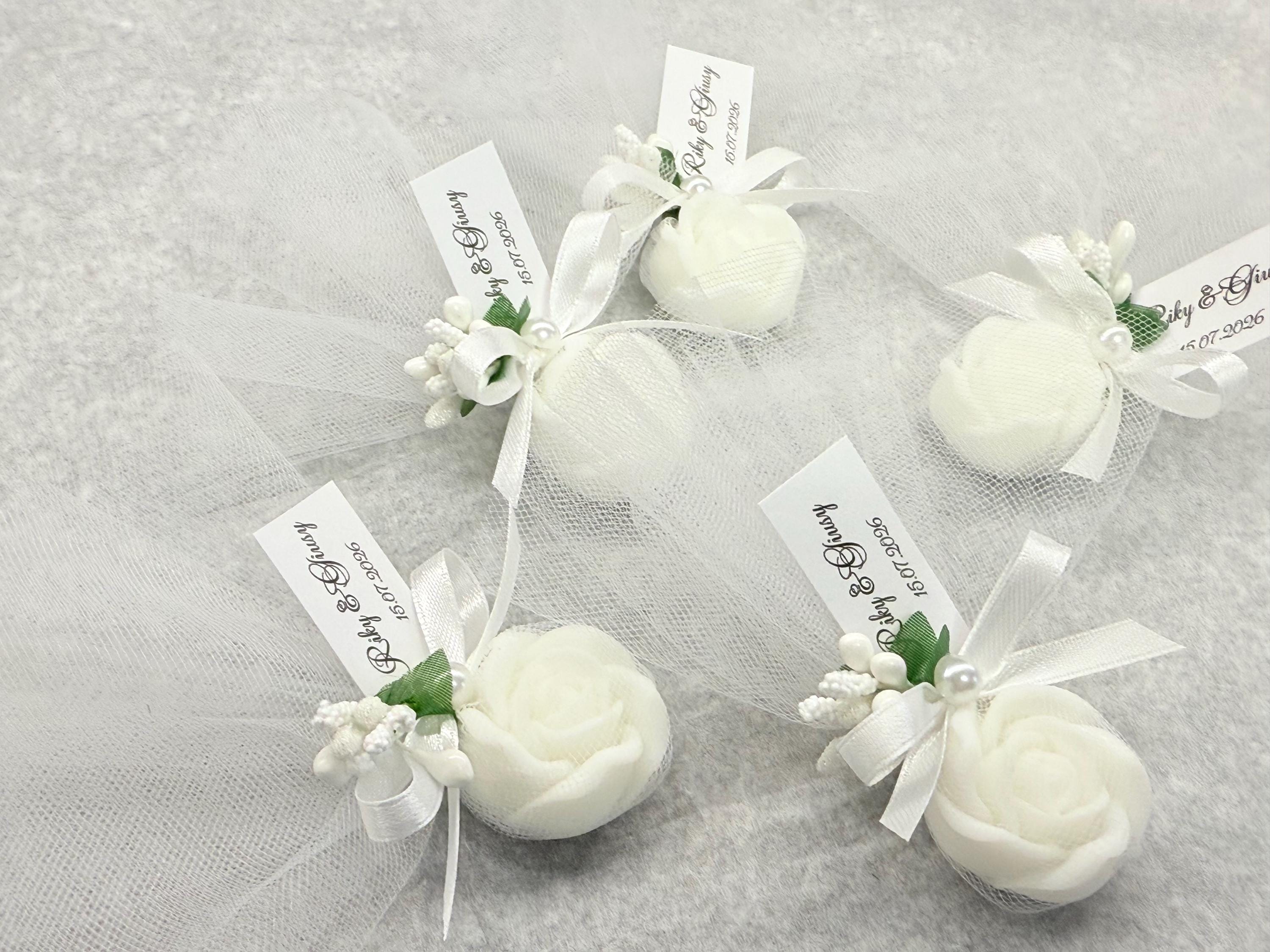 SAVON «ROSE» avec tulle et étiquette personnalisée
