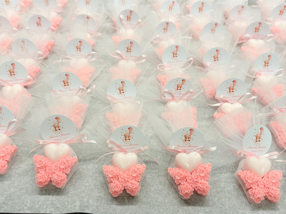 Sapone farfalla e cuoricino con tulle e tag grande personalizzato – bomboniera per battesimo