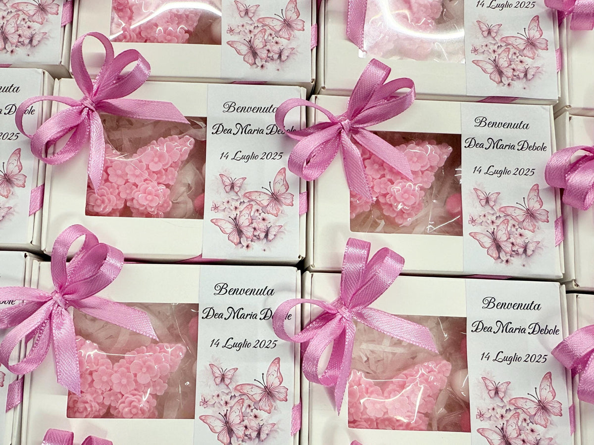 Sapone farfallina floreale personalizzato con scatola e confetti – bomboniera per battesimo, nascita e comunione