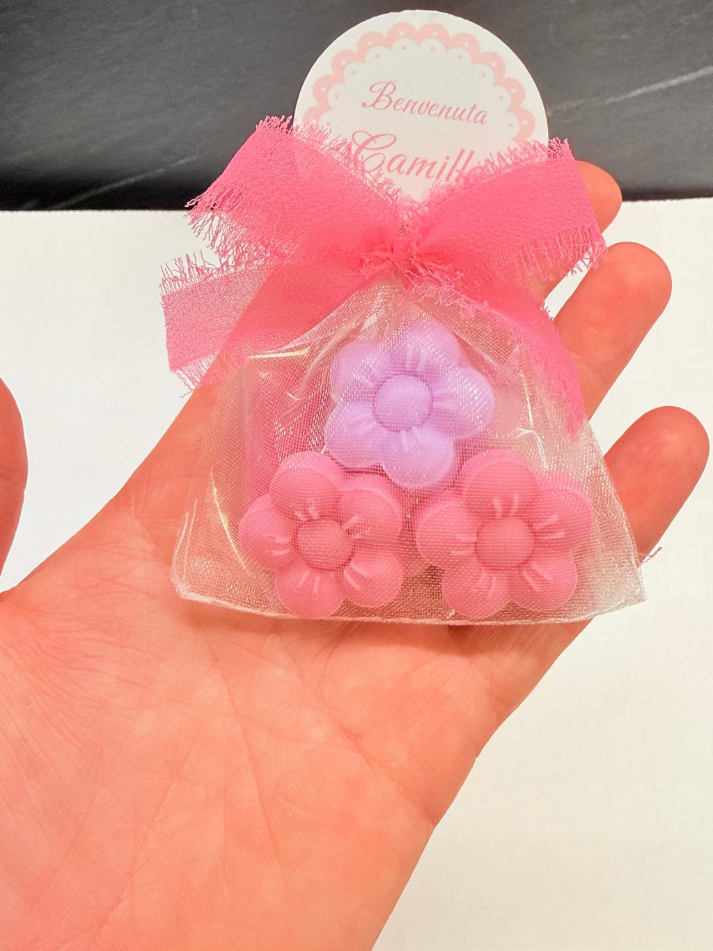 Sapone fiorellini profumato in vari colori – bomboniera personalizzata per battesimo e comunione