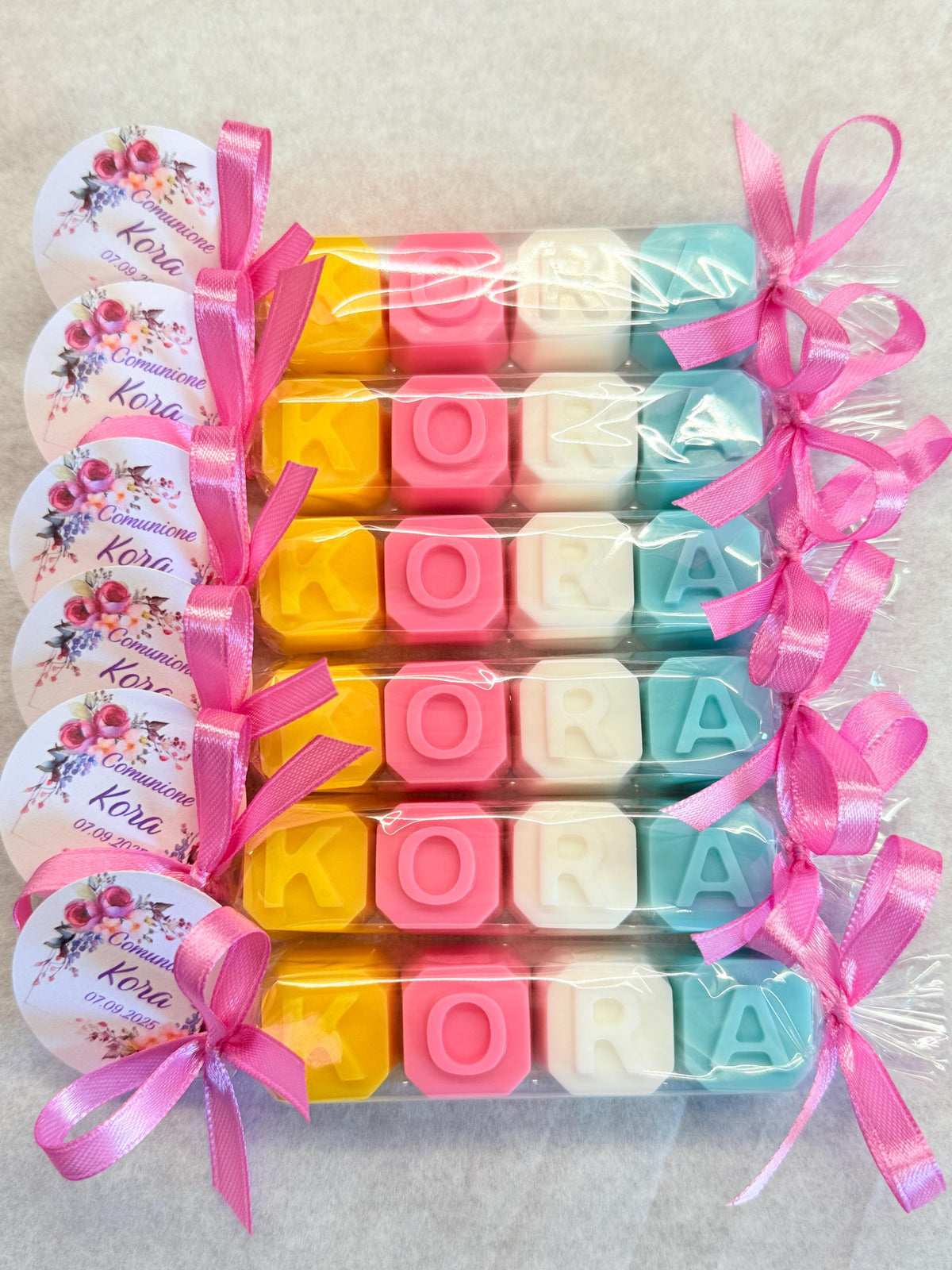 Sapone bomboniera con nome personalizzabile in lettere artigianali per battesimo, comunione e cresima